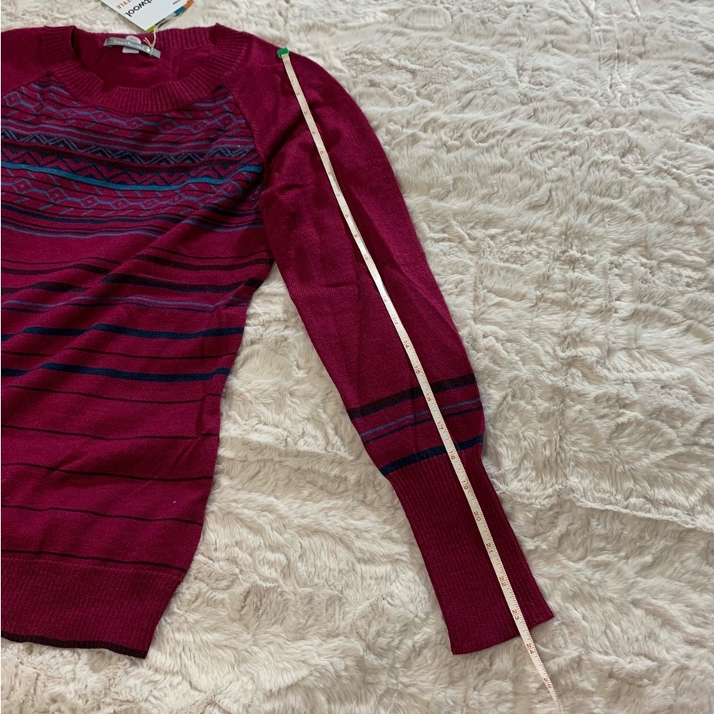 Women’s Smartwool Crewneck Pullover sweater, Berry, M, NWT. - Picture 7 of 10